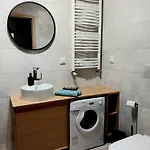 Apartament By The River With Terrace, Basen, Sauna, Jacuzzi, Fitness Dziwnów