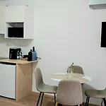 By The River With Terrace, Basen, Sauna, Jacuzzi, Fitness * Dziwnów