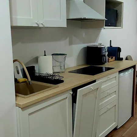 By The River With Terrace, Basen, Sauna, Jacuzzi, Fitness Appartement *