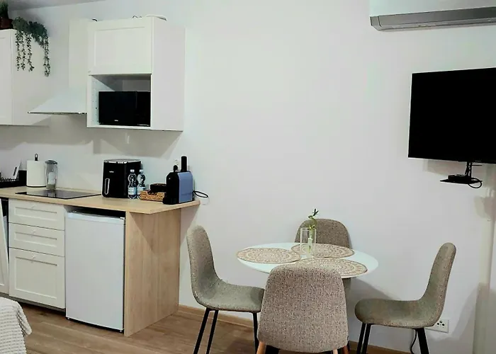 By The River With Terrace, Basen, Sauna, Jacuzzi, Fitness * Dziwnów