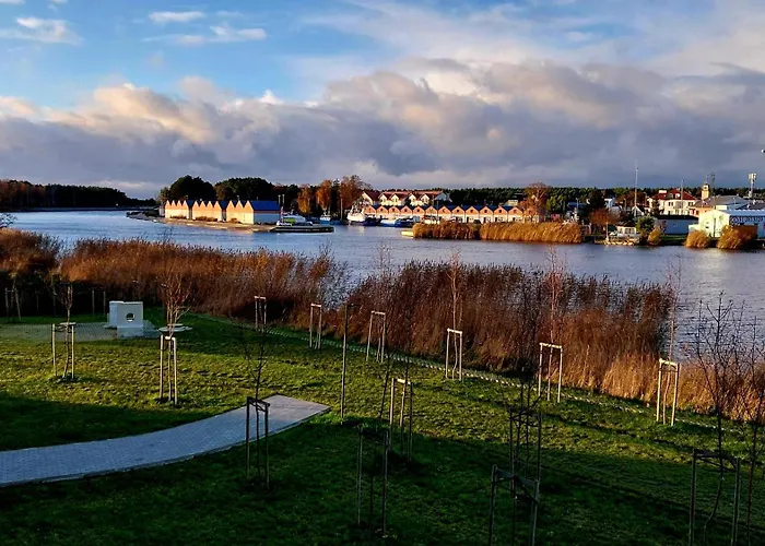 Apartmán By The River With Terrace, Basen, Sauna, Jacuzzi, Fitness